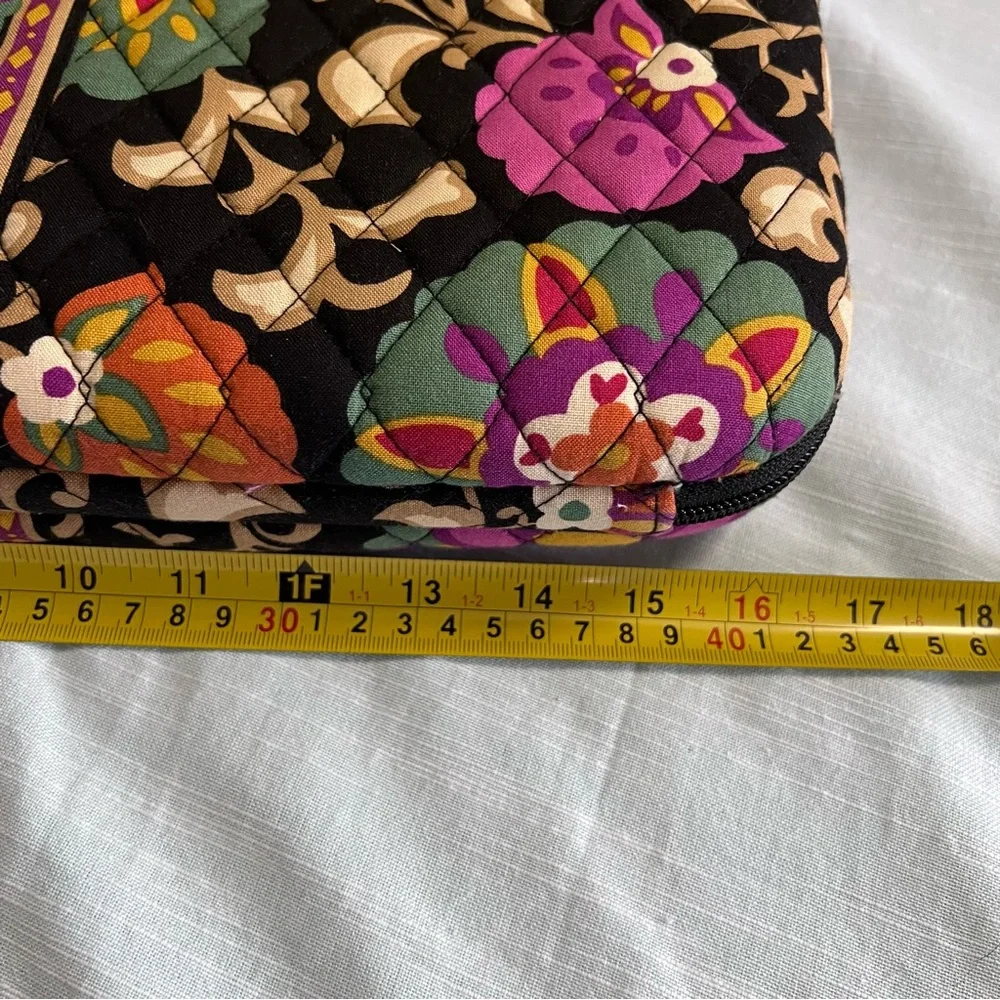 Vera Bradley Bags Hard Cover Laptop Portafolio Bag